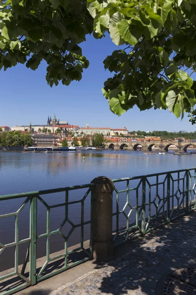 Spring Colorful Prague Lesser Town Gothic Castle River Vltava Sunny — Stock Photo, Image