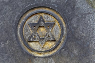 Çek Cumhuriyeti Prag Yahudi Mezarlığı 'ndan Tombstone' un detayları.
