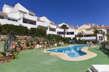 Mijas, Endülüs, İspanya 'da güzel ve renkli İspanyol bitki ve mimarisi