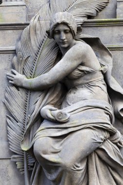 Tarihi heykel üzerinde gizemli eski Prag Mezarlığı, Çek Cumhuriyeti