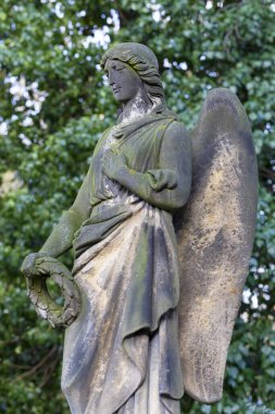 Tarihi heykel üzerinde gizemli eski Prag Mezarlığı, Çek Cumhuriyeti