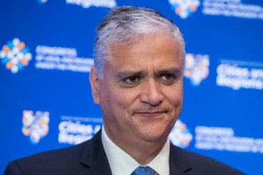 Avrupa Bölgeler Komitesi Başkanı Vasco Alves Cordeiro, 20 Nisan 2023 'te Ukrayna' nın başkenti Kyiv 'de düzenlenen Uluslararası Şehir ve Bölgeler Zirvesi' ne katıldı. Yüksek kalite fotoğraf