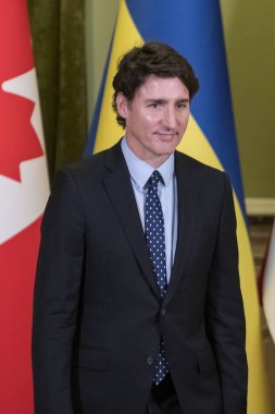 Kanada Başbakanı Justin Trudeau ve Ukrayna Cumhurbaşkanı Volodymyr Zelenskyy 10 Haziran 2023 'te Ukrayna' nın başkenti Kyiv 'de düzenlenen basın toplantısında, Rusya' nın Ukrayna 'ya saldırması üzerine. Yüksek kalite fotoğraf
