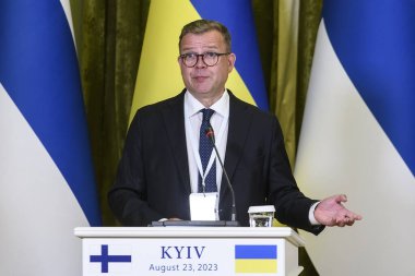Finlandiya Başbakanı Antti Petteri Orpo Ukrayna Cumhurbaşkanı Volodymyr Zelenskiy ile 23 Ağustos 2023 'te Kyiv, Ukrayna' da düzenlediği ortak basın toplantısında. Yüksek kalite fotoğraf