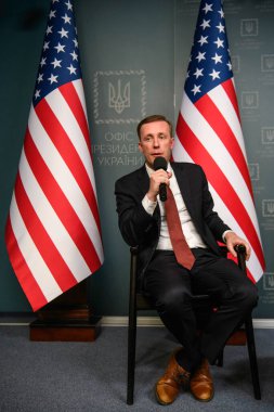 ABD Beyaz Saray Ulusal Güvenlik Danışmanı Jake Sullivan 20 Mart 2024 'te Ukrayna' nın başkenti Kyiv 'e yaptığı ziyarette. Yüksek kalite fotoğraf