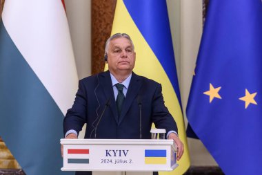 Macaristan Başbakanı Viktor Orban Ukrayna Cumhurbaşkanı Volodymyr Zelenskiy ile 2 Temmuz 2024 'te Ukrayna' nın başkenti Kyiv 'de düzenlediği ortak basın toplantısına katılacak. Yüksek kalite fotoğraf