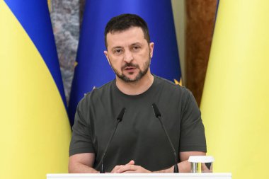 Ukrayna Cumhurbaşkanı Volodymyr Zelenskiy, 20 Eylül 2024 tarihinde Ukrayna 'nın başkenti Kyiv' de Avrupa Komisyonu Başkanı Ursula Von Der Leyen ile düzenlediği ortak basın toplantısında. Yüksek kalite fotoğraf