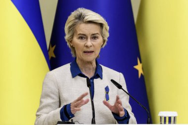 Avrupa Komisyonu Başkanı Ursula Von Der Leyen, Ukrayna Cumhurbaşkanı Volodymyr Zelenskiy ile 20 Eylül 2024 tarihinde Ukrayna 'nın başkenti Kyiv' de düzenlediği ortak basın toplantısında konuştu. Yüksek kalite fotoğraf