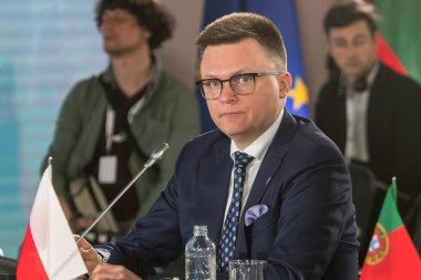 31 Mart 2025 'te Bucha, Ukrayna' daki Bucha Zirvesi forumu sırasında Sejm Szymon Holownia Sözcüsü. Yüksek kalite fotoğraf