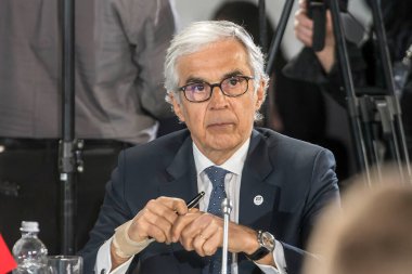 31 Mart 2025 'te Bucha, Ukrayna' da düzenlenen Bucha Zirvesi sırasında Portekiz Cumhuriyeti Meclisi Başkanı Jose Pedro Aguiar-Branco. Yüksek kalite fotoğraf