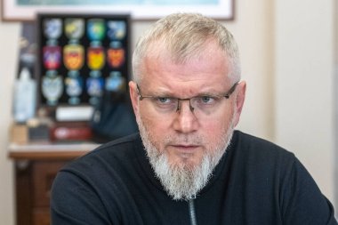 Kryvyi Rih Belediye Başkanı, Oleksandr Vilkul, Ukrayna 'nın Rih belediyesindeki ofisinde, 7 Nisan 2025. Yüksek kalite fotoğraf