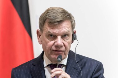 Almanya Dışişleri Bakanı Johann Wadephul, Ukrayna Dışişleri Bakanı Andriy Sybiha ile 30 Haziran 2025 'te Ukrayna' nın Kyiv kentinde düzenlediği ortak basın toplantısında. Yüksek kalite fotoğraf