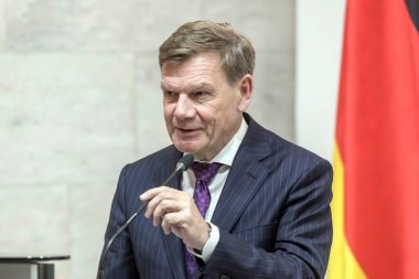 Almanya Dışişleri Bakanı Johann Wadephul, Ukrayna Dışişleri Bakanı Andriy Sybiha ile 30 Haziran 2025 'te Ukrayna' nın Kyiv kentinde düzenlediği ortak basın toplantısında. Yüksek kalite fotoğraf