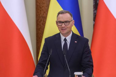Polonya Cumhurbaşkanı Andrzej Duda, Ukrayna Cumhurbaşkanı Volodymyr Zelenskyy ile 28 Haziran 2025 tarihinde Ukrayna 'nın Kyiv kentinde ortak bir basın toplantısı düzenledi. Yüksek kalite fotoğraf
