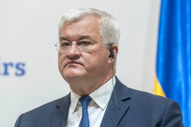 Ukrayna Dışişleri Bakanı Andrii Sybiha 21 Temmuz 2025 tarihinde Ukrayna 'nın başkenti Kyiv' de Fransa 'nın Avrupa ve Dışişleri Bakanı Jean-Noel Barrot ile ortak bir basın toplantısına katıldı. Yüksek kalite fotoğraf