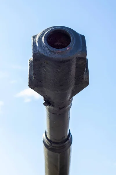 stock image Soviet light amphibious tank PT-76. Object 740. Tank barrel, barrel against the sky. Tank gun. muzzle or flame arrester close-up