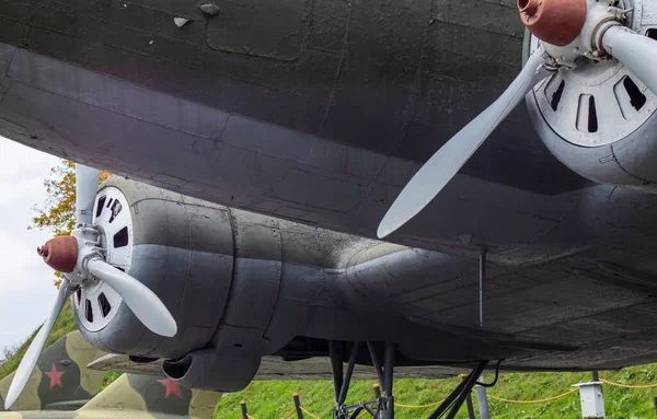 Kinci Dünya Savaşı Nın Orta Menzilli Yolcu Askeri Nakliye Uçakları — Stok fotoğraf