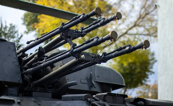 Szovjet Légvédelmi Önjáró Fegyver Közelről Kilátás Négyszeres Automata Fegyverre Egy — Stock Fotó