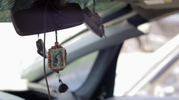 Icon Amulet Car Nicholas Wonderworker Cord Badge Hangs Conveniently Rear — Vídeos de Stock