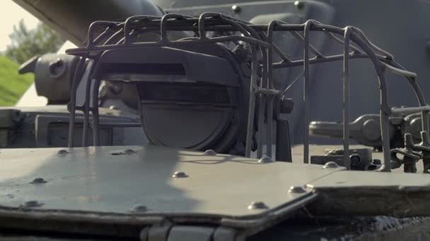 軍用軽水陸両用タンクの保護要素 ソビエトのタンクに保護された照明用ランタン オブジェクト740 歩兵戦闘車のランタン タンク ライト — ストック動画