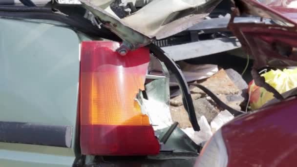 Dopravní Nehoda Ulici Poškozené Auto Srážce Městě Nehoda Způsobená Překročením — Stock video