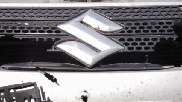 Logo Cracked Car Radiator Grille Close Disassembled Hood Car Repair — Stockvideo