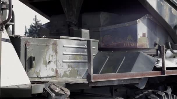 Радянська Система Багаторазового Запуску Grad Шасі Вантажівки 375D Розбита Спалена — стокове відео