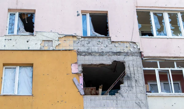 Residential Buildings Windows Balconies Were Damaged Blast Shrapnel Artillery Shelling — Stock Photo, Image