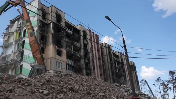 Знесення Багатоповерхового Будинку Розпад Житлового Будинку Будівельні Роботи Знесенню Багатоповерхових — стокове відео