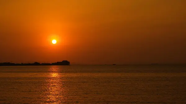 stock image Beautiful sunset above the sea