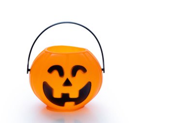 Tek bir Balkabağı Jack-o-Lantern Cadılar Bayramı Şeker Hediye Süslemesi.