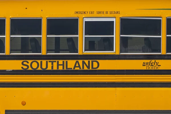 Calgary Alberta Canada Marzo 2023 Close Southland School Yellow Bus — Foto Stock