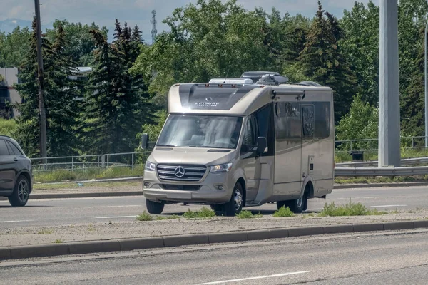 Калгари Альберта Канада Июня 2023 Года Кровать Мерфи Туристического Фургона — стоковое фото