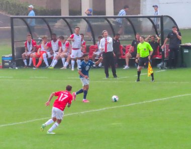 Calgary, Alberta, Kanada. 16 Temmuz 2023. Süvari Futbol Kulübü oyuncuları Halifax Wanderers FC 'ye karşı. Uyumlu. Kanada profesyonel futbol ligi veya Kanada Premier Ligi