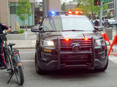 Calgary, Alberta, Kanada. Sep 3, 2023 Calgary polis aracının ön görüntüsü..