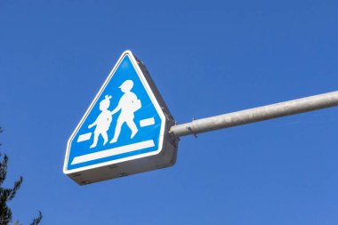 Nagahama, Shiga Bölgesi, Japonya. 8 Kasım 2023. Trafik İşareti Yayaların Geçiş Sinyali.