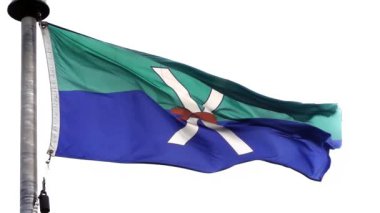 Calgary, Alberta, Kanada. 31 Temmuz 2024. Merkezi Mewata Cephaneliği 'nde bulunan Kanada Ordusu Birincil Yedek Piyade Alayı' nın el sallayan bayrağı..