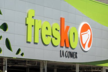 Los Cabos, B.C.S., Meksika. 22 Kasım 2024. Fresko La Comer, Meksika 'nın hipermarket holdingi..
