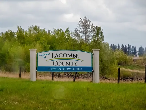 Lacombe County, Alberta, Kanada. 20 Mayıs 2025. 