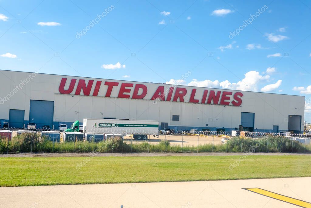 Chicago, Illinois, USA. Oct 2, 2025. The large 