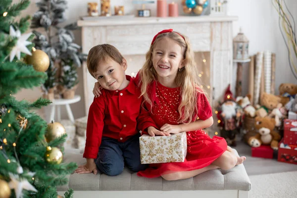 Happy Cute Children Siblings Christmas Enjoying Holiday Opening Presents Eating — Photo