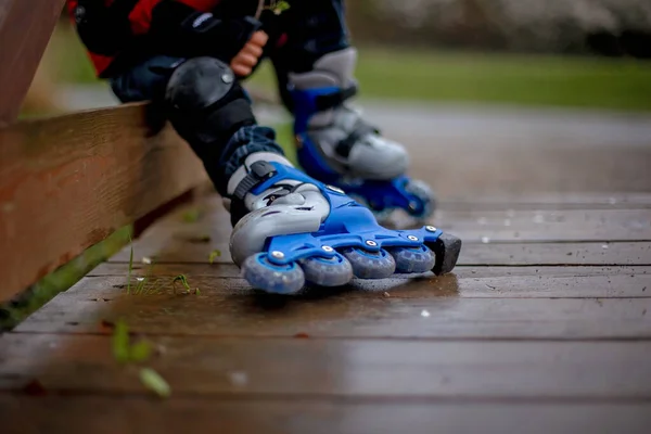 Little Child Preschool Boy Protective Equipment Rollers Blades Riding Walkway — Stock Photo, Image