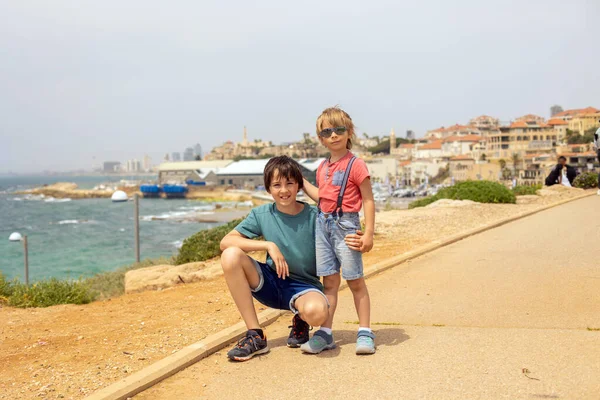Famille Touristique Européenne Avec Enfants Visite Tel Aviv Israël Promenade — Photo