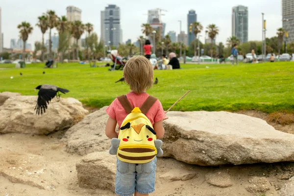 Çocuklu Avrupalı Turist Ailesi Tel Aviv Srail Ziyaret Ediyor Şehirde — Stok fotoğraf