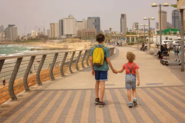 European Tourist Family Children Visiting Tel Aviv Israel Enjoying Day — Stock Photo, Image