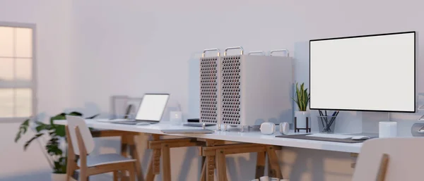 Moderner Weißer Büroarbeitsplatz Working Room Mit Desktop Computer Attrappe Und — Stockfoto