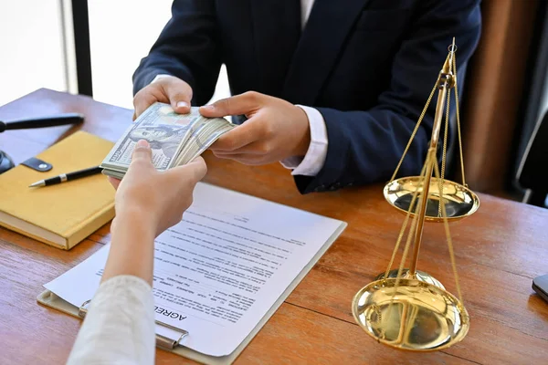 Female Client Gives Bribe Her Lawyer Office Female Client Law — Stock Photo, Image