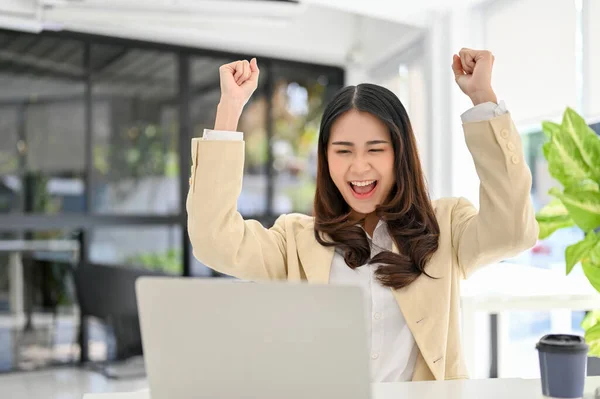 Happy Excited Asian Businesswoman Looking Laptop Screen Clenching Her Fists — 图库照片