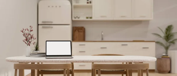 Draagbare Laptop Wit Scherm Mockup Decor Kopieer Ruimte Witte Eettafel — Stockfoto