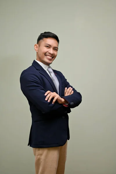 Retrato Empresário Asiático Milenar Bem Sucedido Gerente Executivo Masculino Terno — Fotografia de Stock